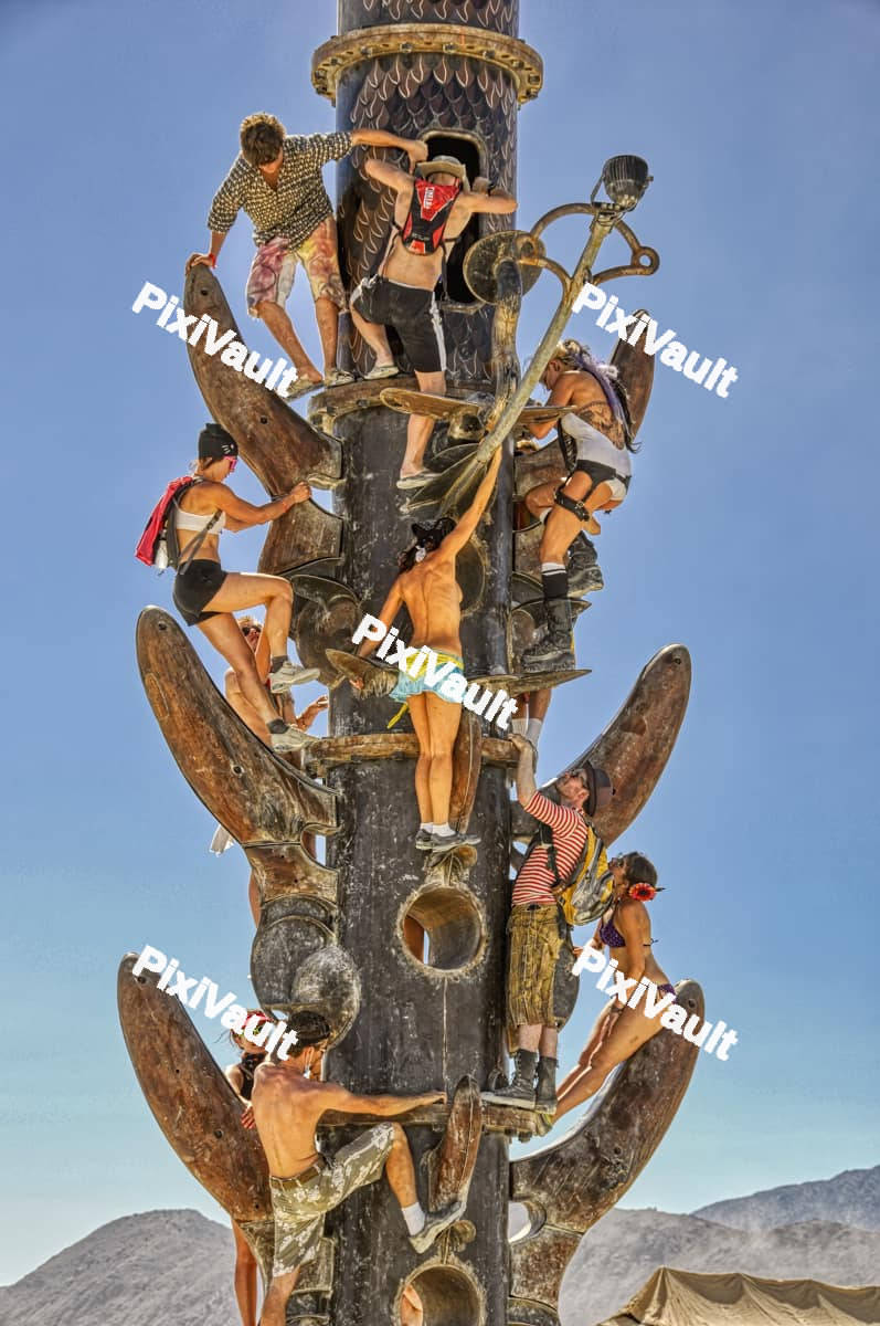 Climbable tower sculpture